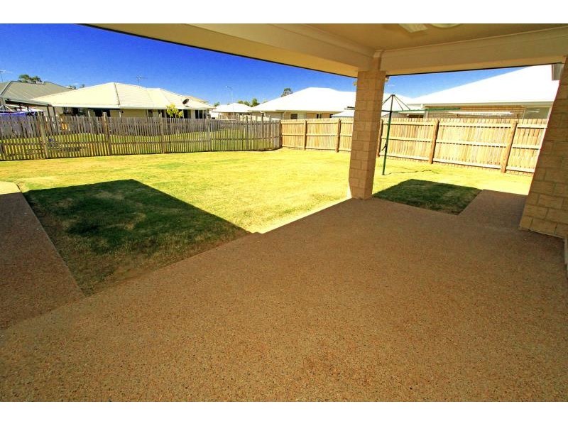 22 Violet Drive, Gracemere QLD 4702